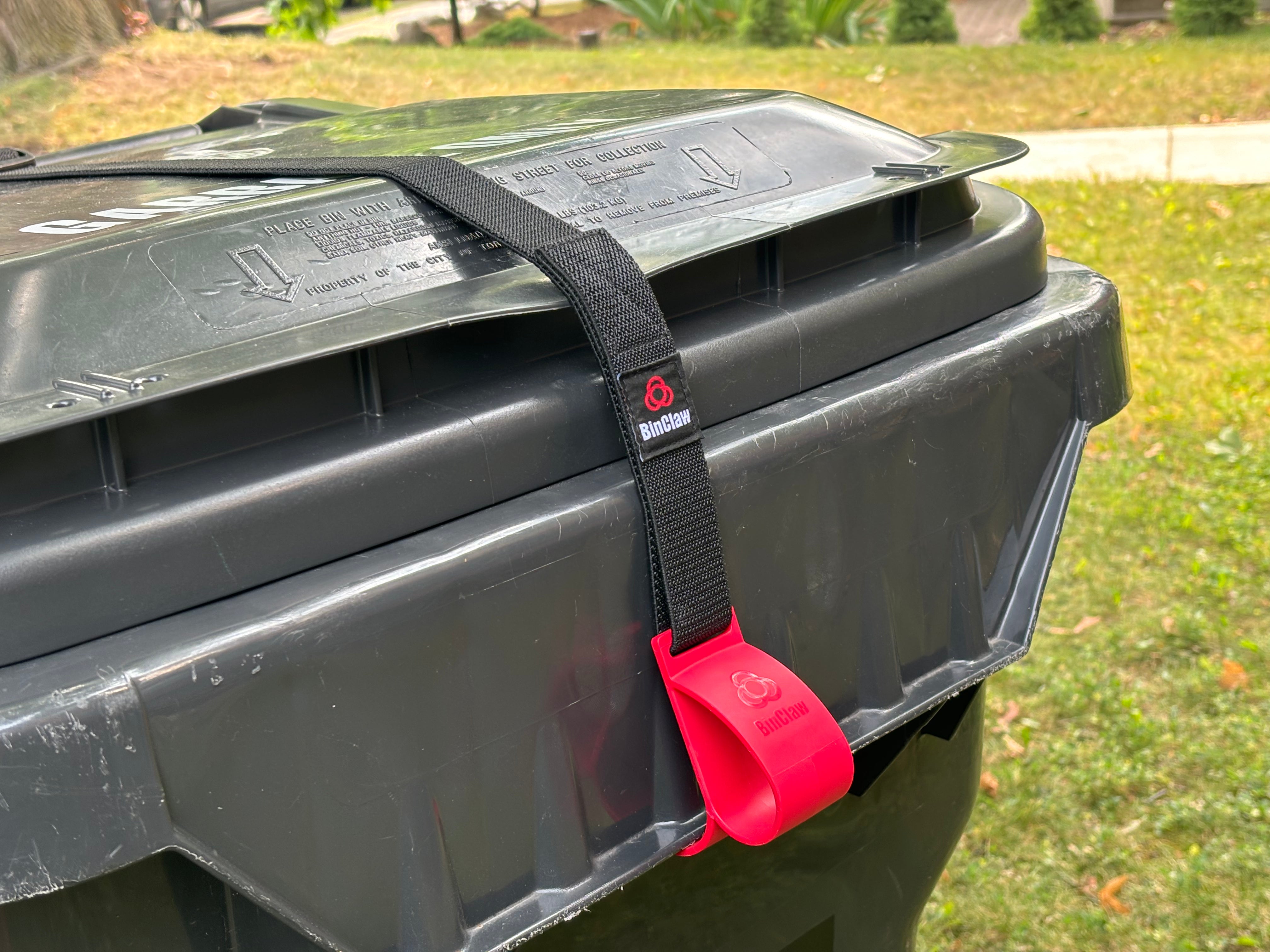 BinClaw Trash Can Lock: Ultimate in User-friendliness and Hygiene
